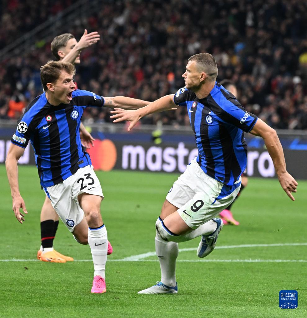 【爱宝21世纪退役百大球星】跑卫之LT——前闪电跑卫汤姆林森