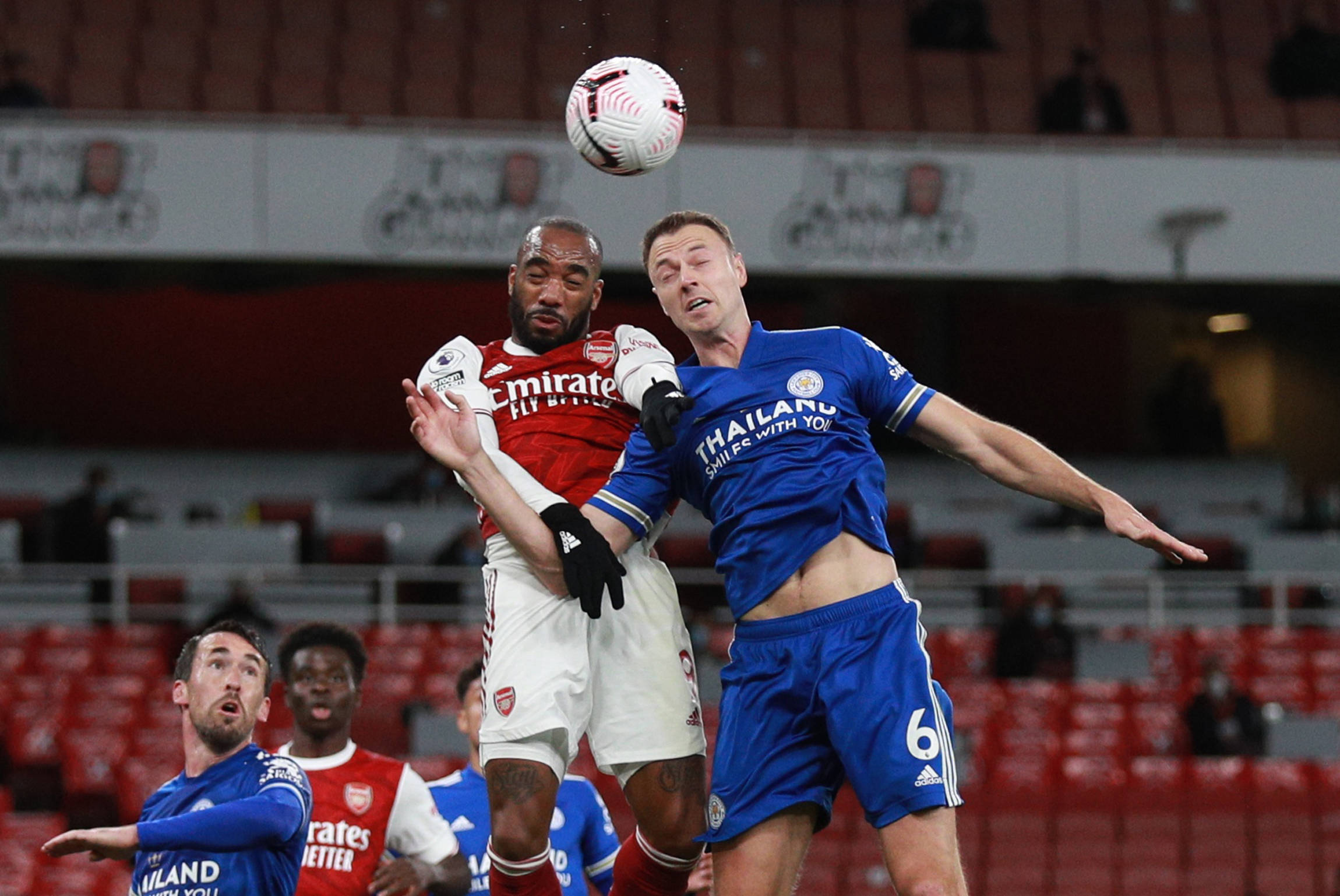 霍芬海姆3-0大胜奥格斯堡，布格尔传射，巴祖马纳-杜尔建功