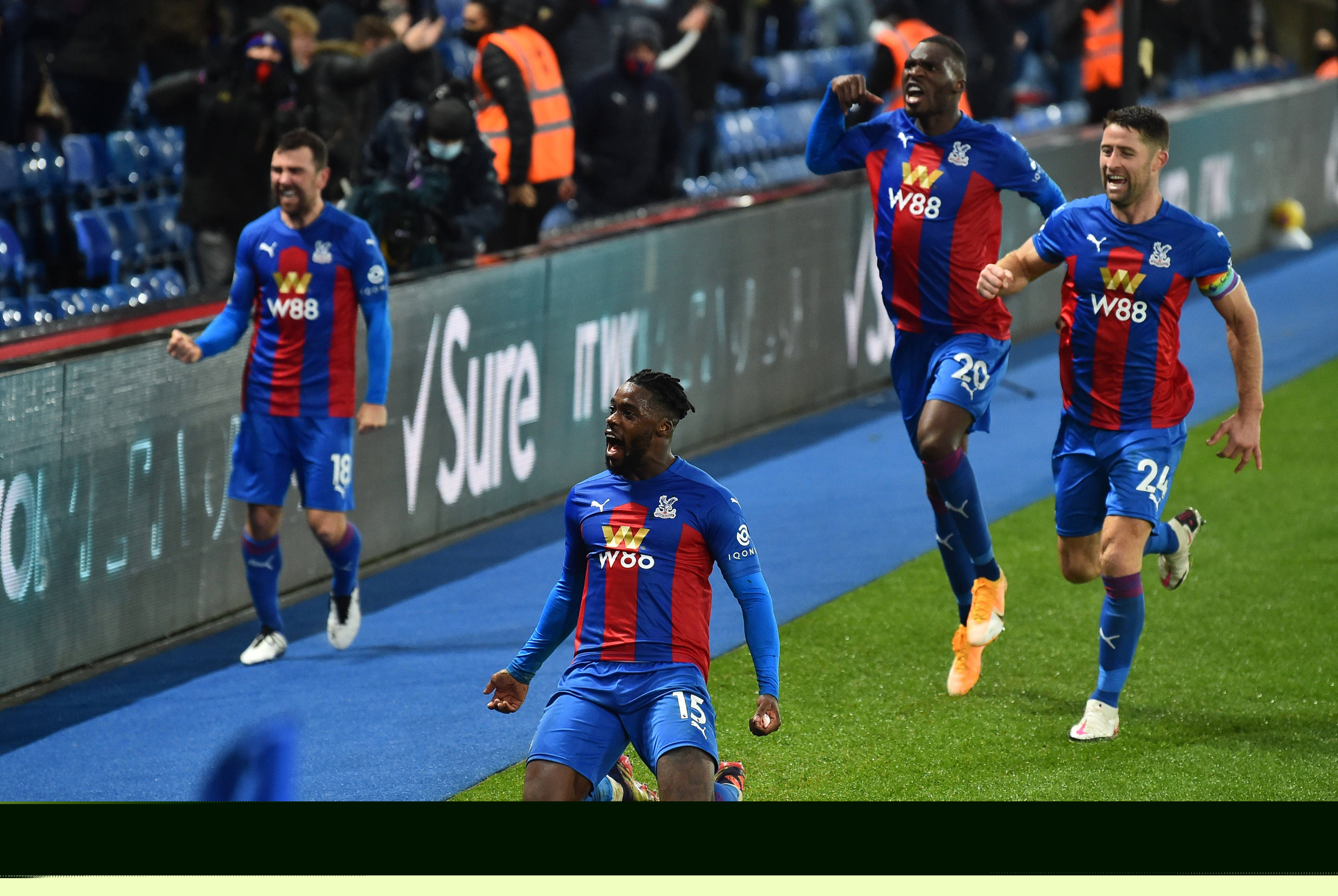 2018 赛季：红袜队核心贝兹在总决赛关键守备拯救了球队的防线